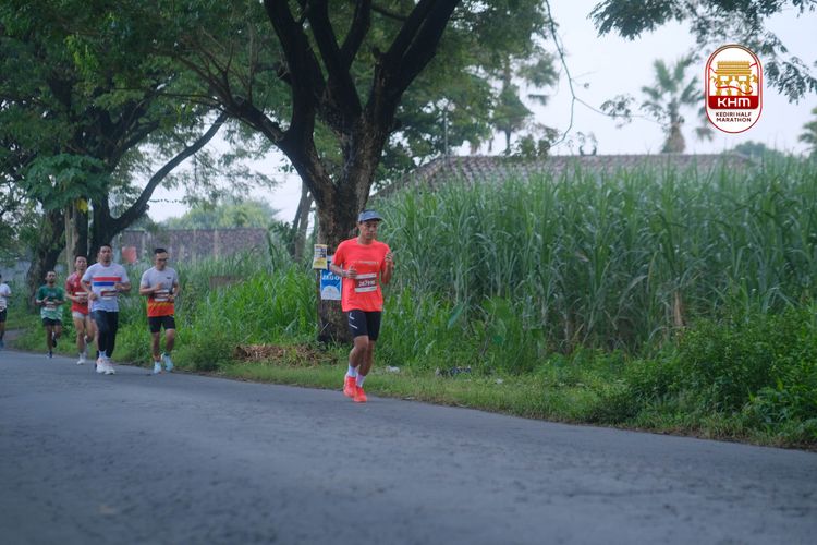 Race photo from Kediri Half Marathon 2025