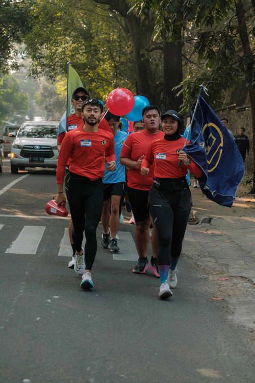 Race photo from Happy One Decade Unpad Runner