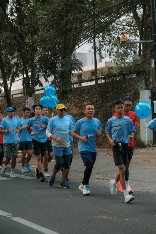 Race photo from Happy One Decade Unpad Runner