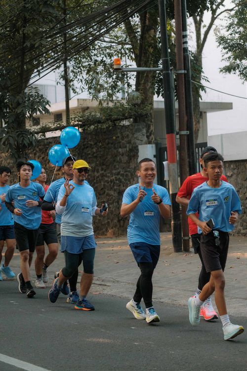 Race photo from Happy One Decade Unpad Runner