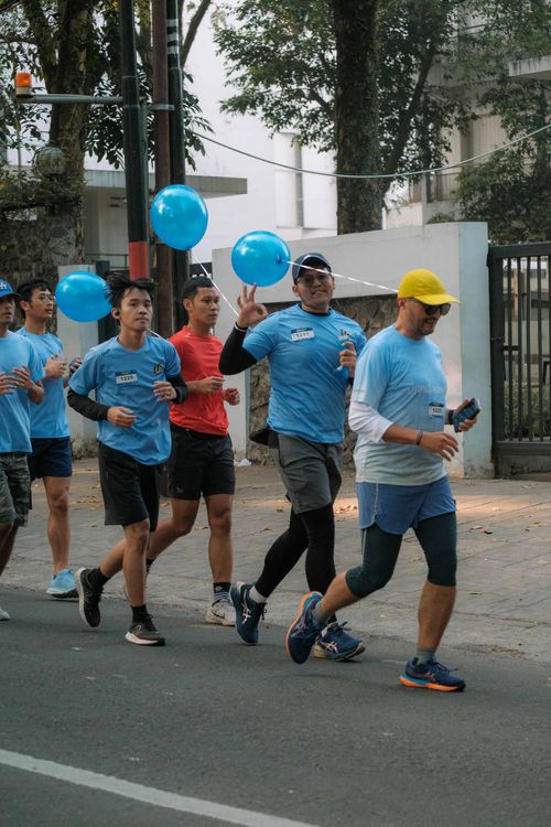 Race photo from Happy One Decade Unpad Runner