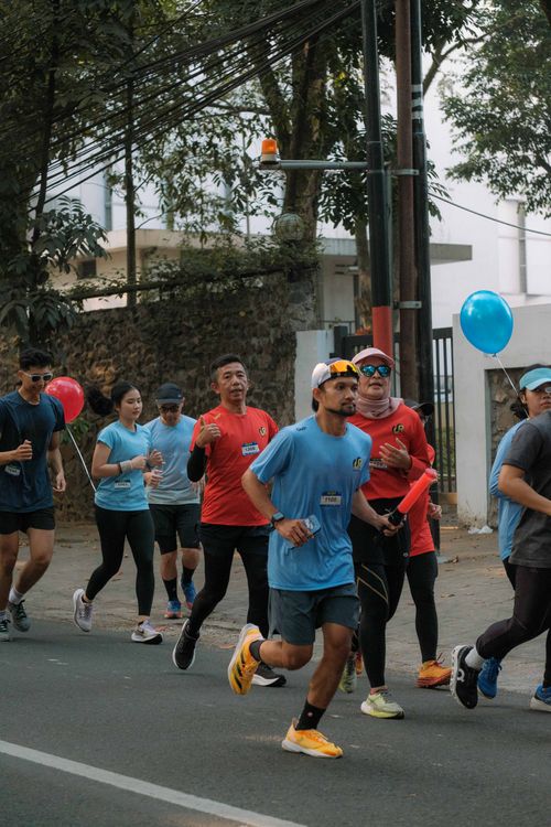 Race photo from Happy One Decade Unpad Runner