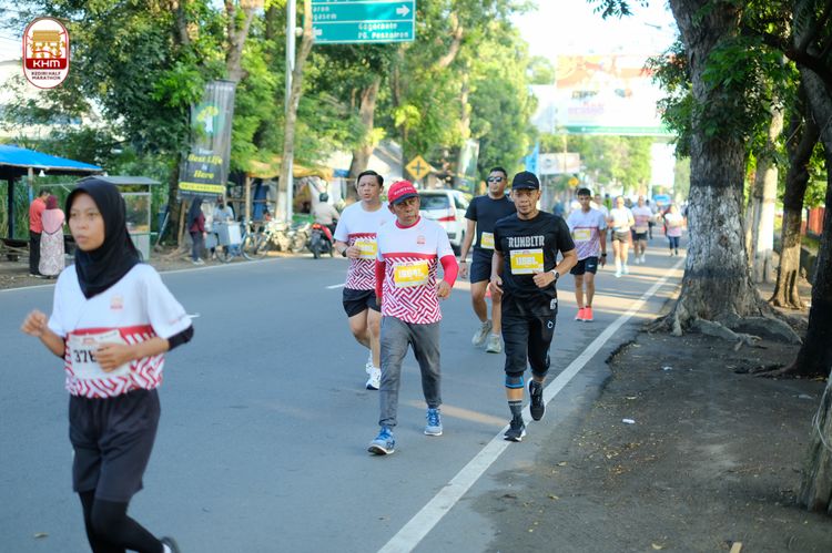 Race photo from Kediri Half Marathon 2024