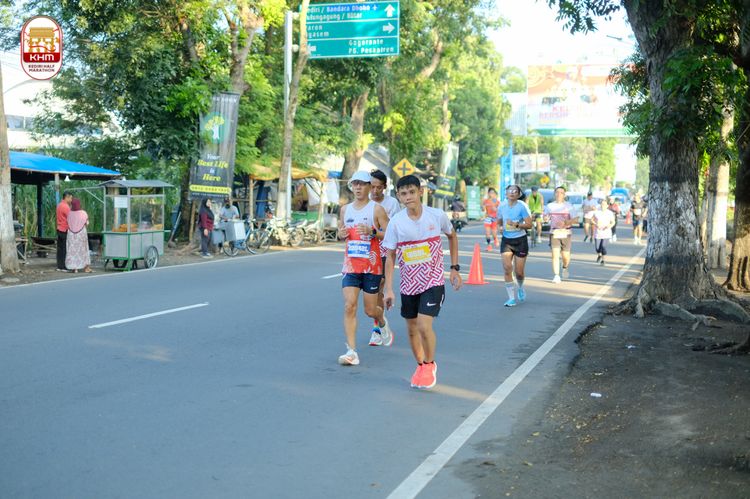 Race photo from Kediri Half Marathon 2024