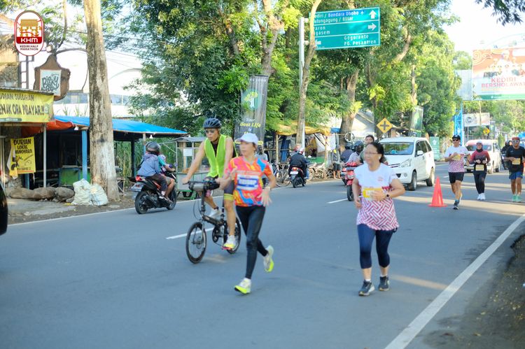 Race photo from Kediri Half Marathon 2024