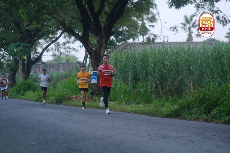 Race photo from Kediri Half Marathon 2025