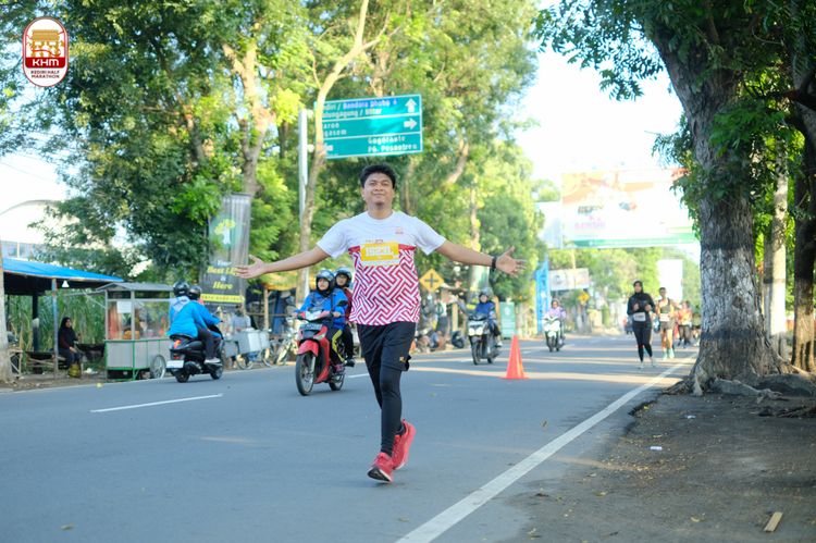 Race photo from Kediri Half Marathon 2024