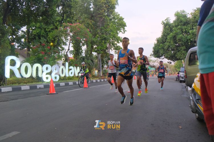 Race photo from Isoplus Run 2024 Surabaya