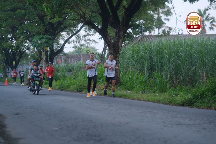 Race photo from Kediri Half Marathon 2025