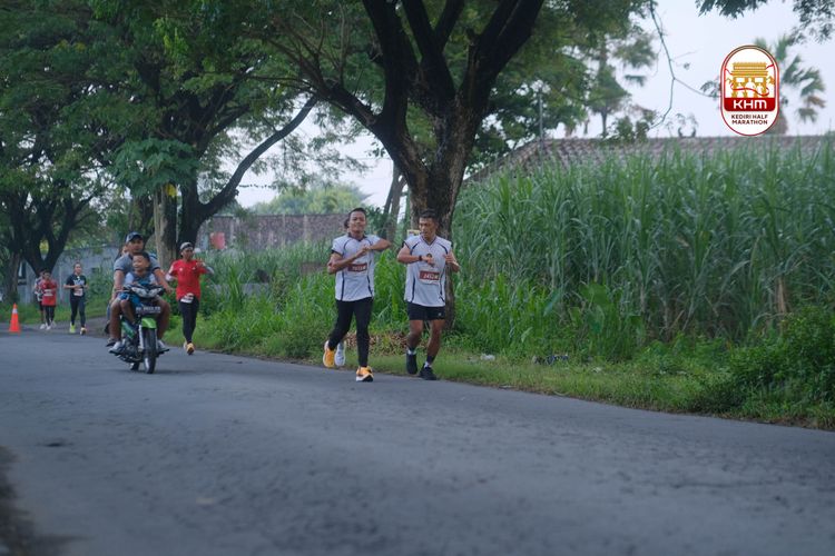 Race photo from Kediri Half Marathon 2025