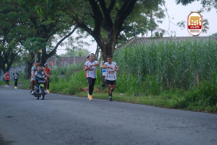 Race photo from Kediri Half Marathon 2025