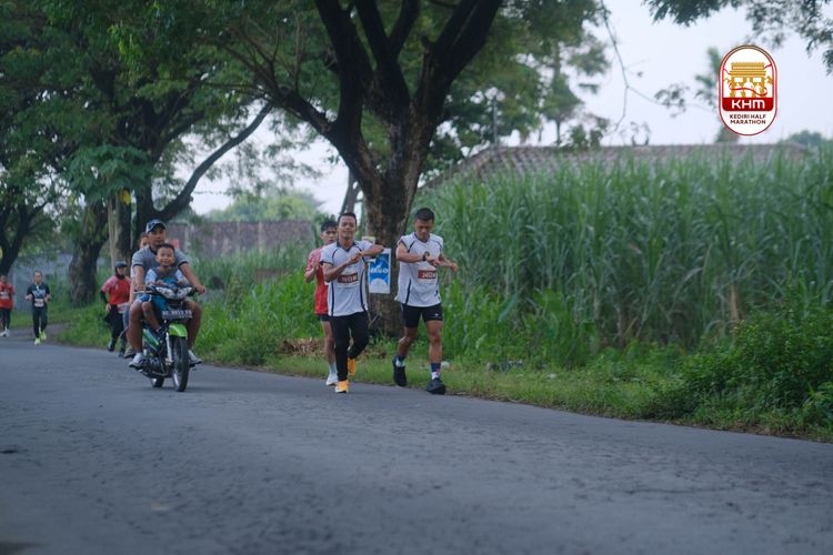 Race photo from Kediri Half Marathon 2025