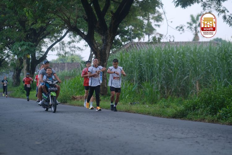 Race photo from Kediri Half Marathon 2025