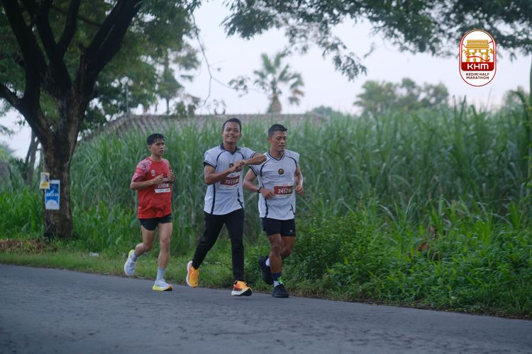Race photo from Kediri Half Marathon 2025