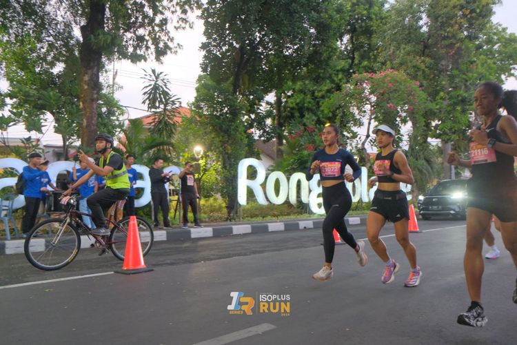 Race photo from Isoplus Run 2024 Surabaya
