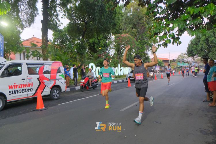 Race photo from Isoplus Run 2024 Surabaya