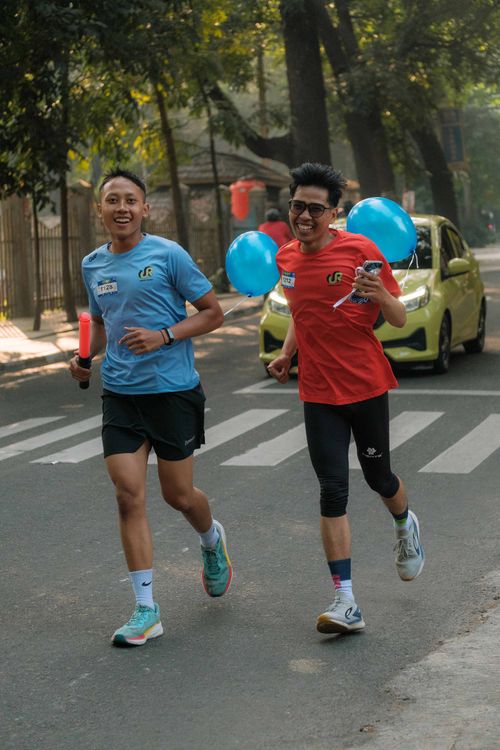 Race photo from Happy One Decade Unpad Runner