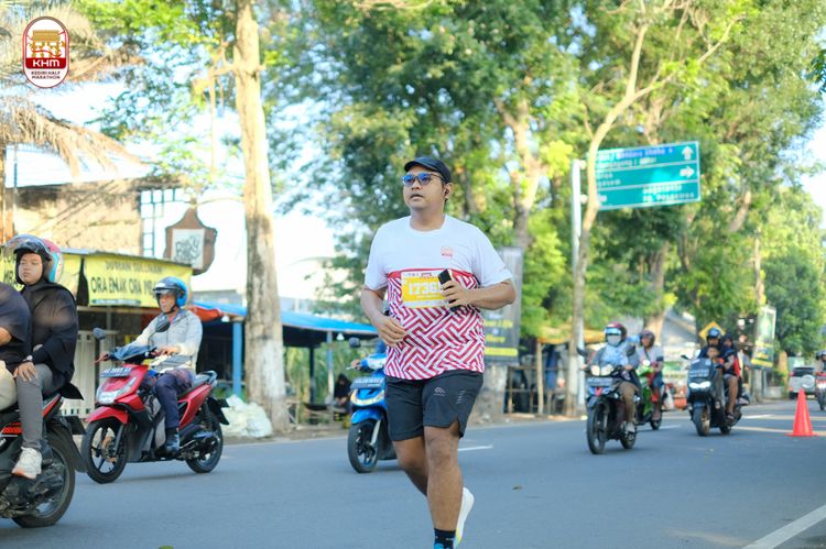 Race photo from Kediri Half Marathon 2024