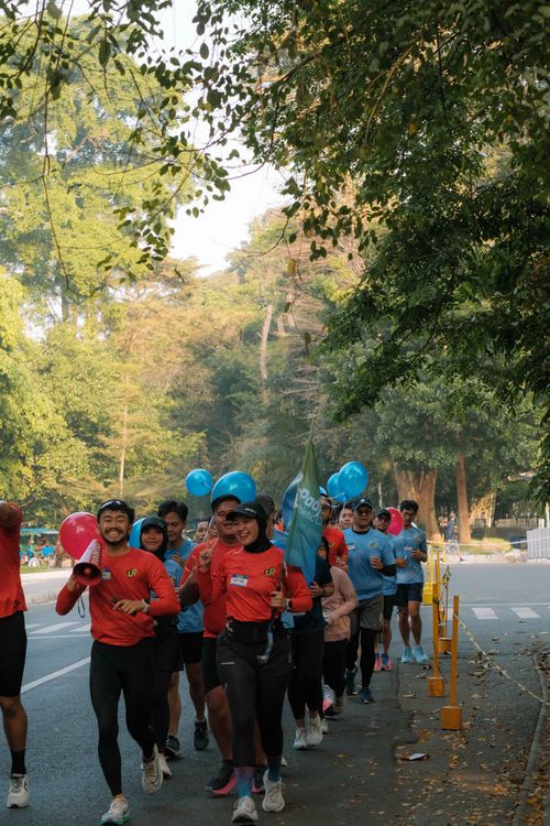Race photo from Happy One Decade Unpad Runner