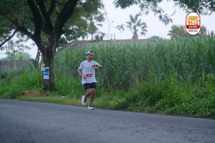 Race photo from Kediri Half Marathon 2025