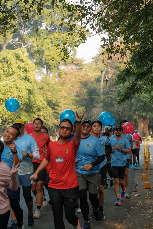 Race photo from Happy One Decade Unpad Runner