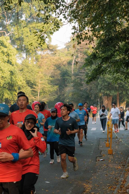 Race photo from Happy One Decade Unpad Runner