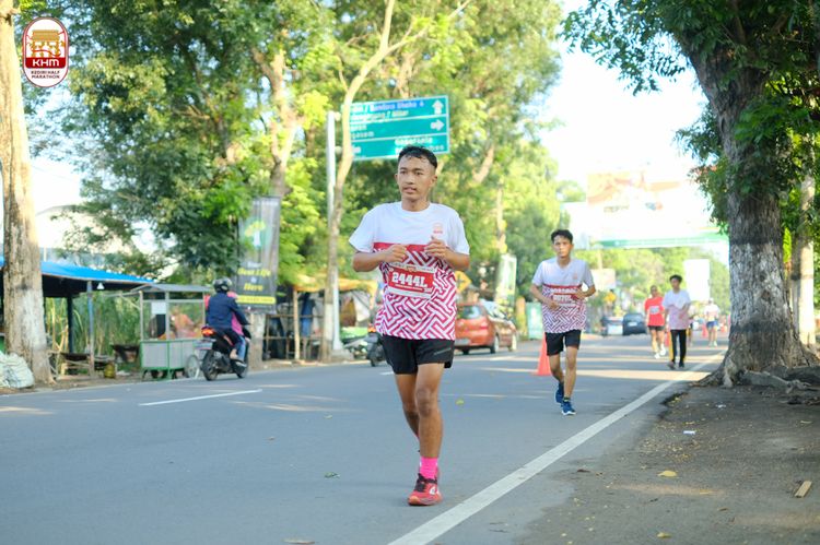 Race photo from Kediri Half Marathon 2024