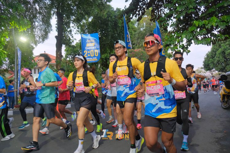 Race photo from Isoplus Run 2024 Surabaya