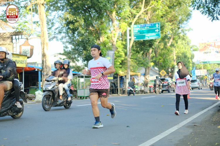 Race photo from Kediri Half Marathon 2024