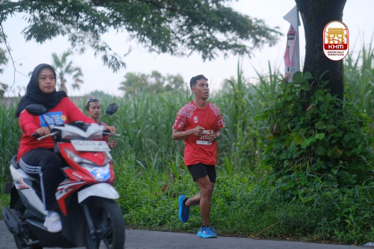 Race photo from Kediri Half Marathon 2025
