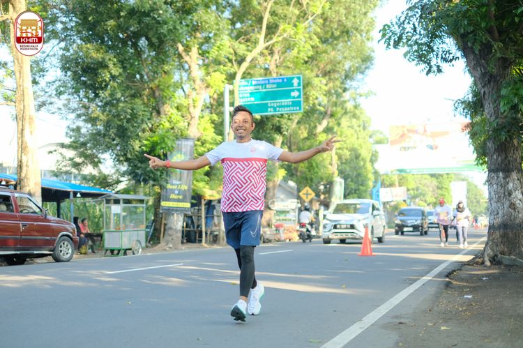 Race photo from Kediri Half Marathon 2024