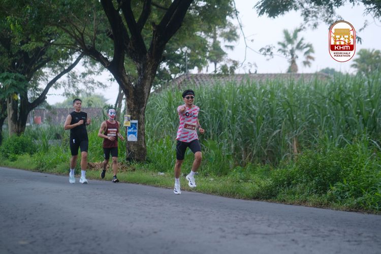Race photo from Kediri Half Marathon 2025