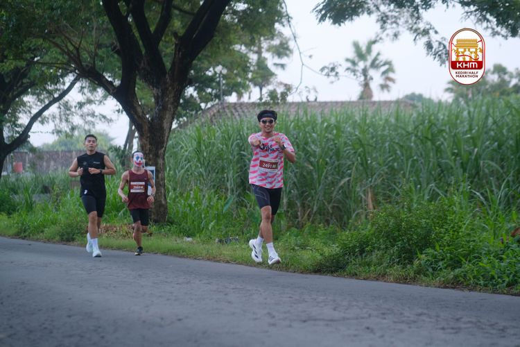 Race photo from Kediri Half Marathon 2025