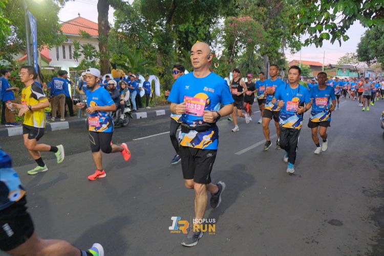 Race photo from Isoplus Run 2024 Surabaya