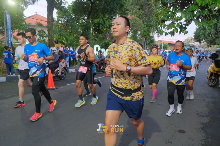 Race photo from Isoplus Run 2024 Surabaya