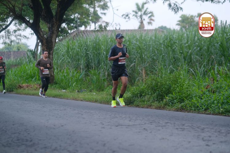 Race photo from Kediri Half Marathon 2025