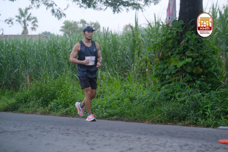 Race photo from Kediri Half Marathon 2025
