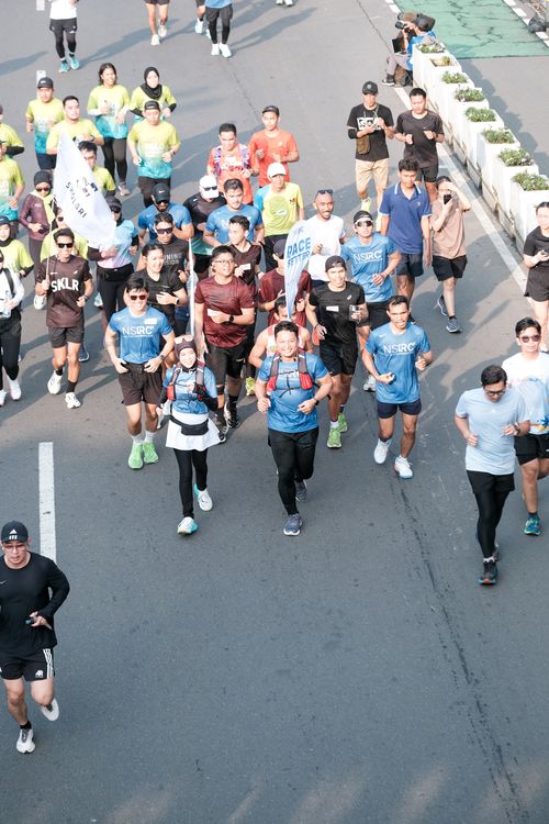 Race photo from NU SKIN RUNNING CLUB