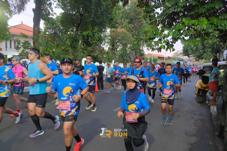 Race photo from Isoplus Run 2024 Surabaya