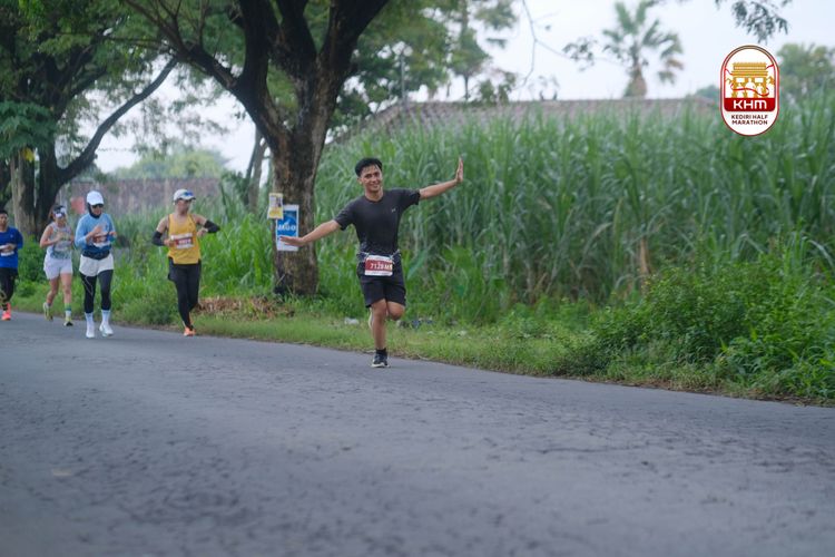 Race photo from Kediri Half Marathon 2025
