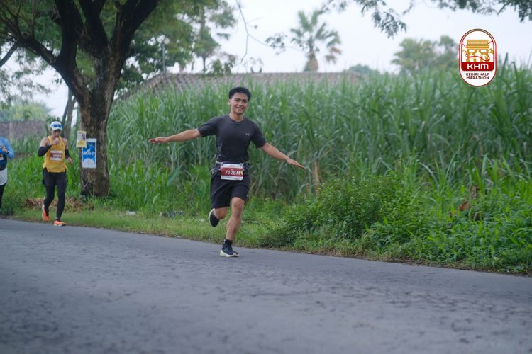 Race photo from Kediri Half Marathon 2025