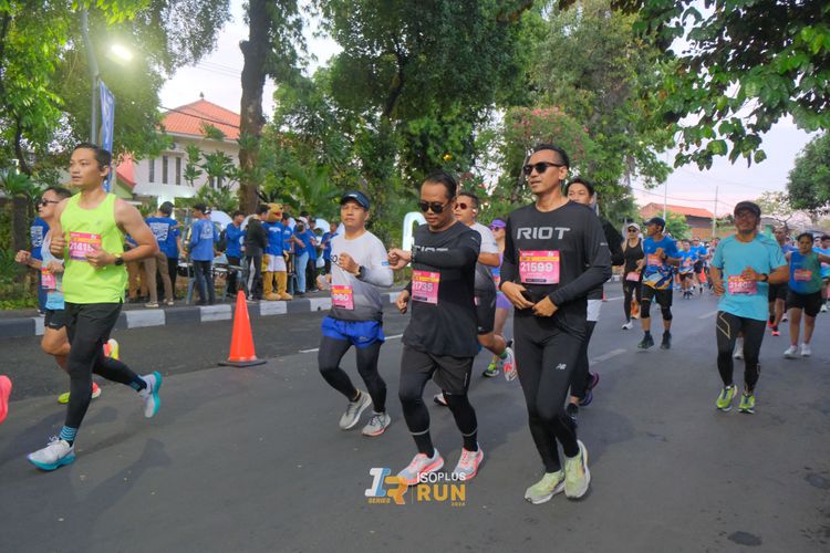 Race photo from Isoplus Run 2024 Surabaya