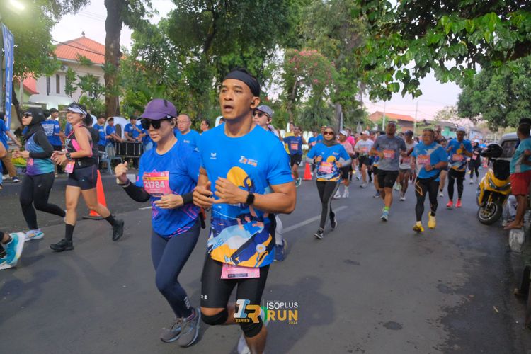 Race photo from Isoplus Run 2024 Surabaya