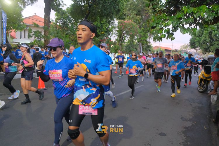 Race photo from Isoplus Run 2024 Surabaya
