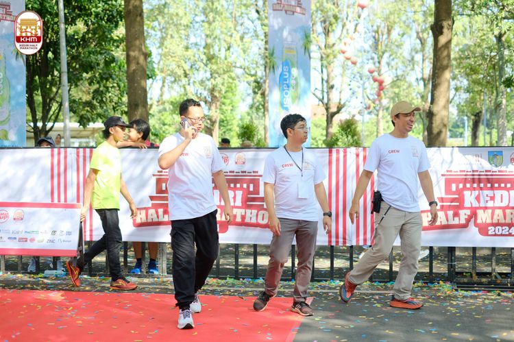 Race photo from Kediri Half Marathon 2024