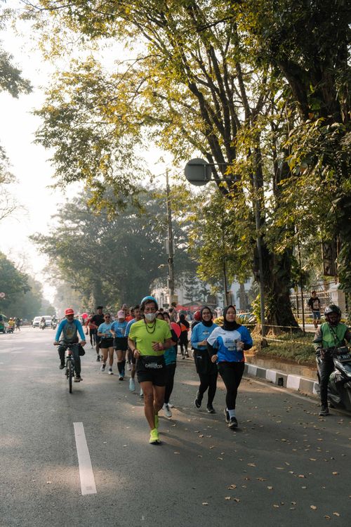 Race photo from Happy One Decade Unpad Runner