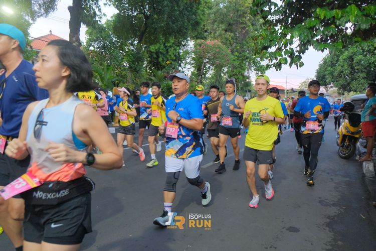 Race photo from Isoplus Run 2024 Surabaya