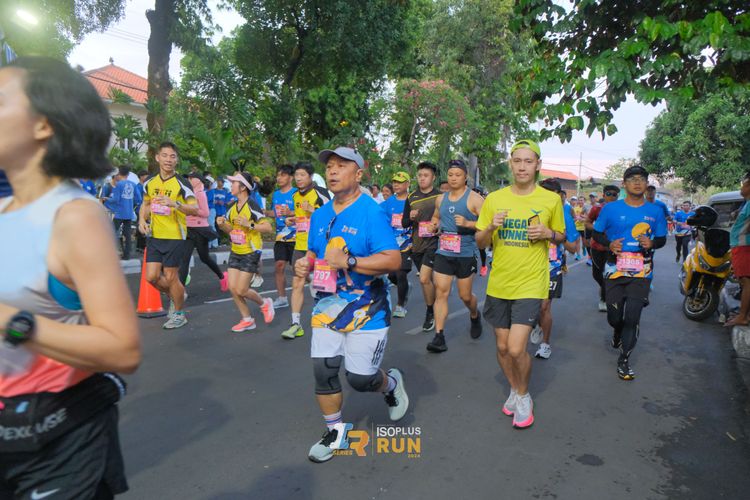 Race photo from Isoplus Run 2024 Surabaya