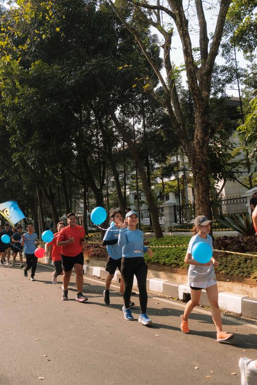 Race photo from Happy One Decade Unpad Runner