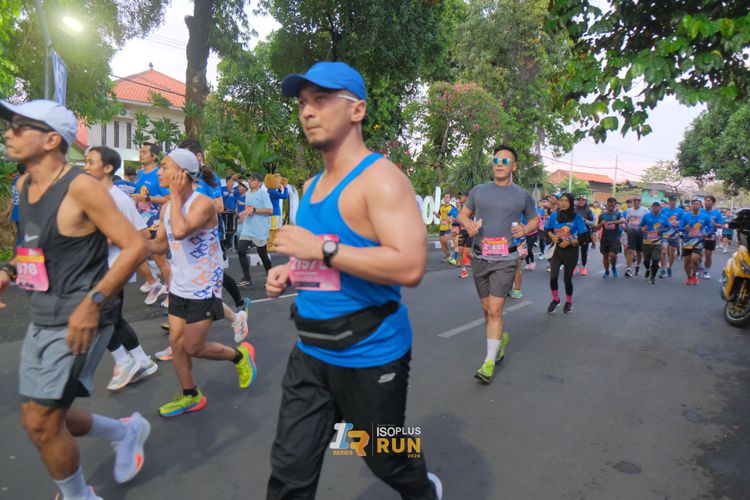 Race photo from Isoplus Run 2024 Surabaya